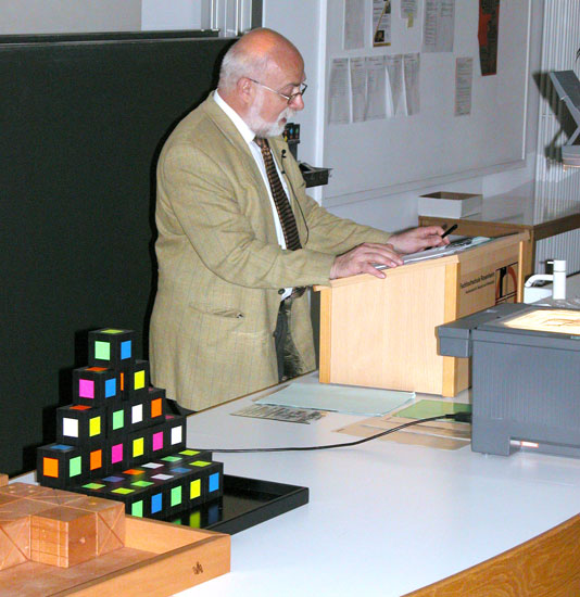 Mathematik im Spiel, Dr. Rdiger Thiele